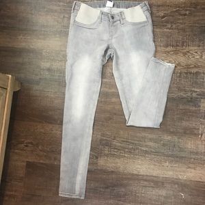 Old navy rockstar maternity jeans